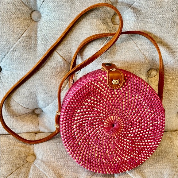 Handbags - Summer Pink Round Rattan Bamboo Sustainable Textile Crossbody Bag